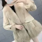 63c8e632-0c9b-4044-b7cc-1f2e99c30e85.webp Warm Mid-Length Faux Fur Padded Coat with Fox-Style Trim