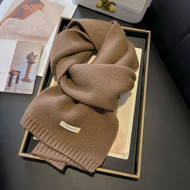 Warmth-Keeping Women’s Wool Knit Scarf, 160 x20 cm