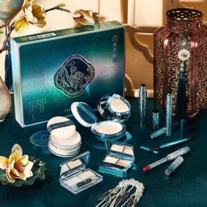 Oil-Control Air Cushion Makeup Set with 8-Piece Lip Kit