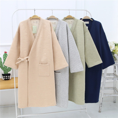 Loose sweat-steaming bathrobe Loose sweat-steaming bathrobe