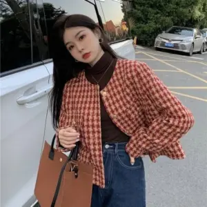 Lightweight Red Retro Striped Long-Sleeve Top for Layering