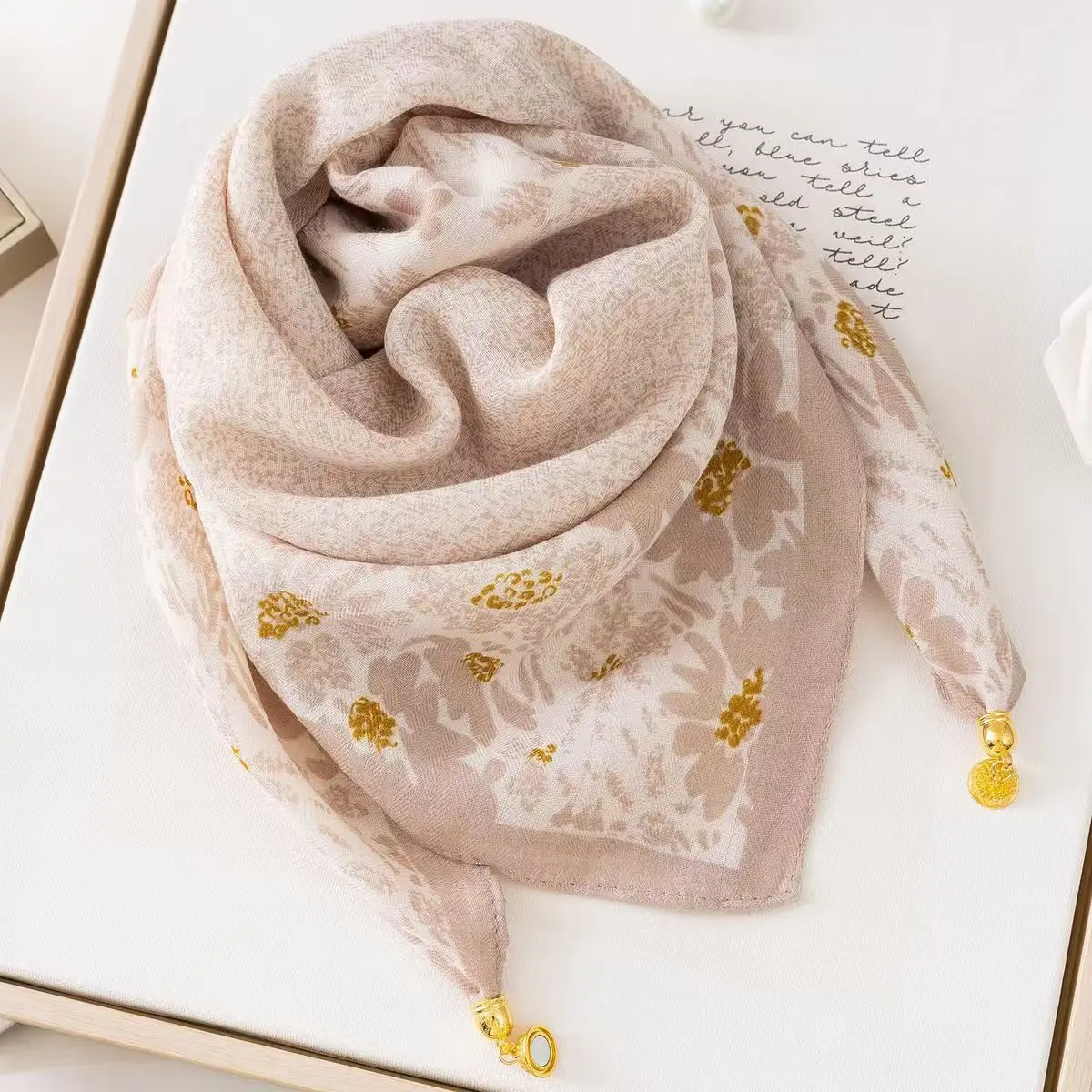 Thermal Square Scarf With Magnetic Clasp Triangular Silk Scarf Cotton Neck Warmer For Women