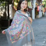 Warmth-Boosting Embroidered Cashmere Scarf, Great Wall Pattern