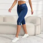 6b49b9e0-6fc6-4b34-a9a5-3ae961bb456f_fine.webp Comfort Stretch Plus-Size Capri Pants with Button Detail