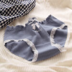 Breathable Cotton Mid-Waist Girls Briefs with Bow Design