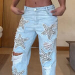 6fbb90e3-7332-41bf-95a8-075d44161b51.jpg Ripped Diamond Star Jeans for Women with Regular Denim Fit
