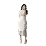 Straight-shoulder Short-sleeve Slim-fit Figure-flattering Crewneck T-shirt