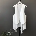 732ddf73-37f8-4cd1-88ac-90648f3c296f.webp Lightweight Korean Chiffon Sleeveless Vest with Irregular Hem