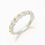 7342130d-7734-452a-a8b8-3da32b796e6b.jpg Womens White Flower Epoxy Resin Ring