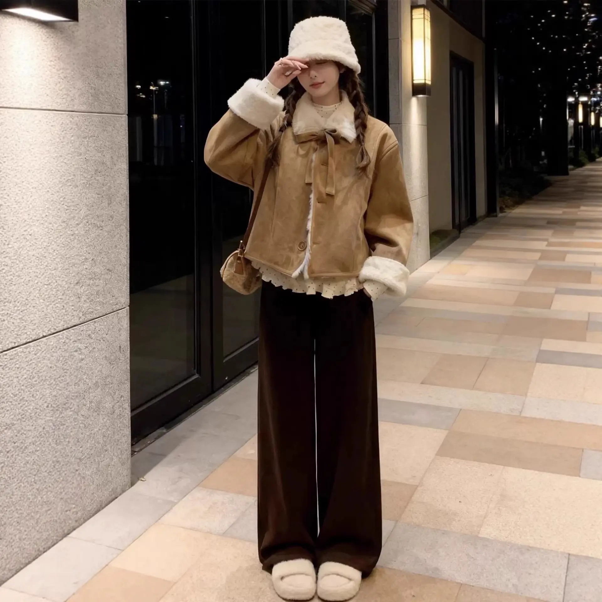 Warm Thickened Lambswool Short Cotton Coat with Faux Fur Warm Thickened Lambswool Short Cotton Coat with Faux Fur