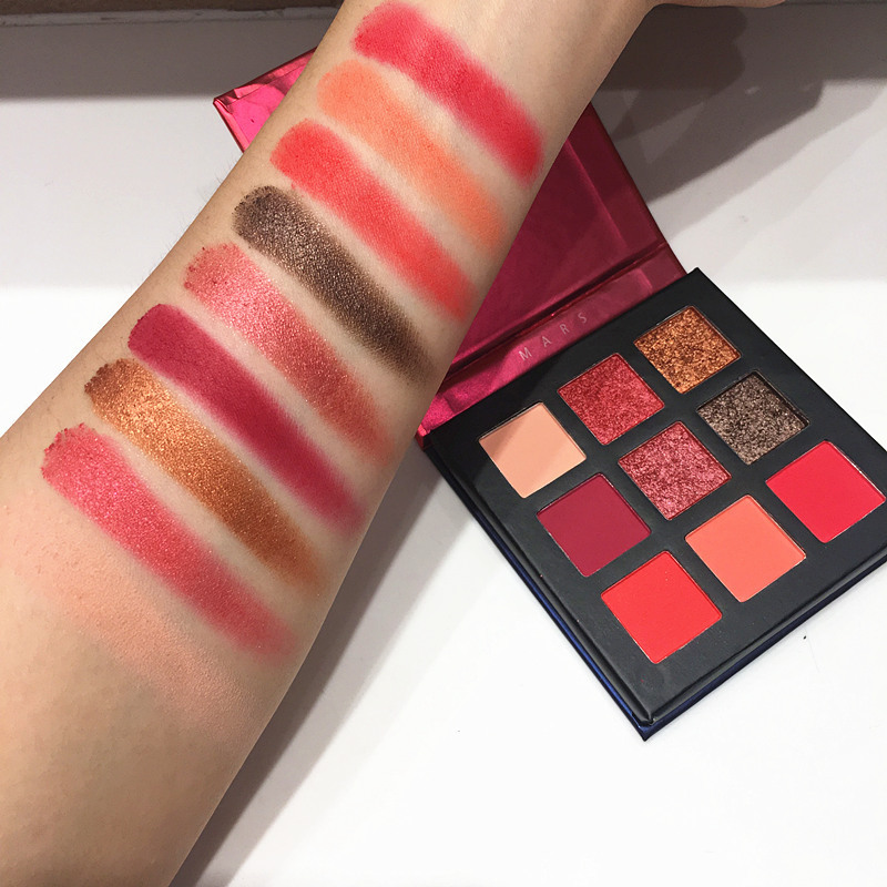 Build Versatile Looks with Beauty Glazed 8+ Shade Eyeshadow Build Versatile Looks with Beauty Glazed 8+ Shade Eyeshadow