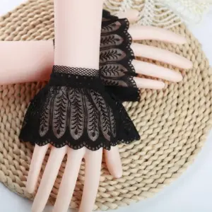 Women's Fashion Personalized Lace Hollow Crocheted Gloves