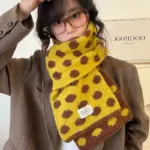 7db28e9f-dded-458b-a9d0-1218a560a201.webp Polka-Dot Scarf for Women with Contrast Wrap Style