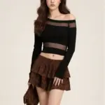 7e2731bf-4ca3-47b0-a910-7d7429039c17.webp Hollow Out Minimalist Fitted Off Shoulder Top