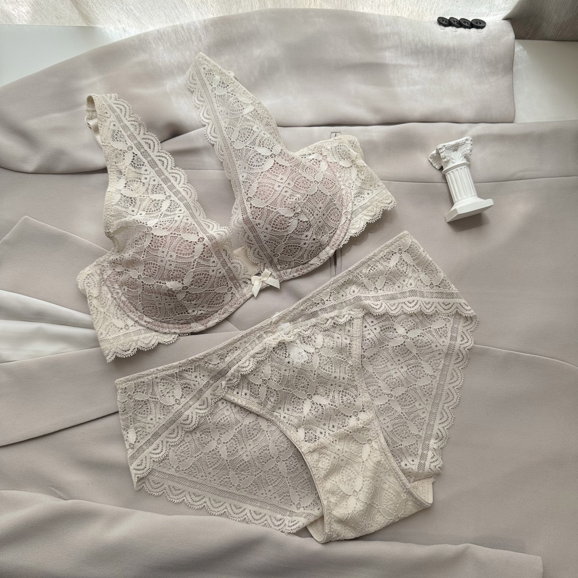 Comfortable Lace Sexy Lingerie Set Comfortable Lace Sexy Lingerie Set