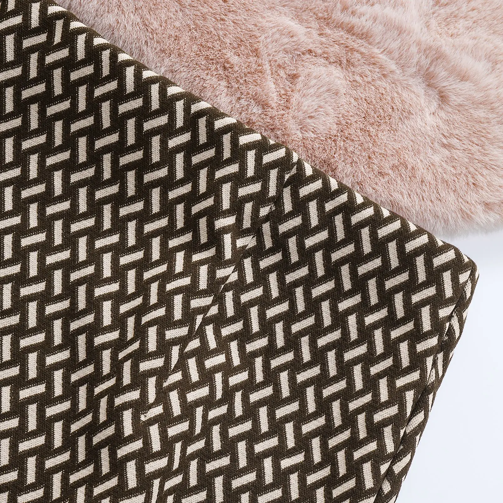 Fine Shimmering Plaid Sheath Skirt for Sleek Straight Fit
