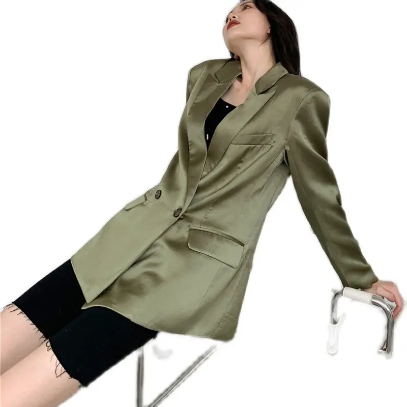 Lightweight Green Women’s Blazer Jacket for Easy Layering Lightweight Green Women’s Blazer Jacket for Easy Layering