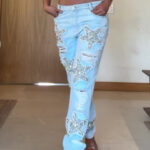 86e81443-4f9f-412c-bf65-fda991125b6c.jpg Ripped Diamond Star Jeans for Women with Regular Denim Fit