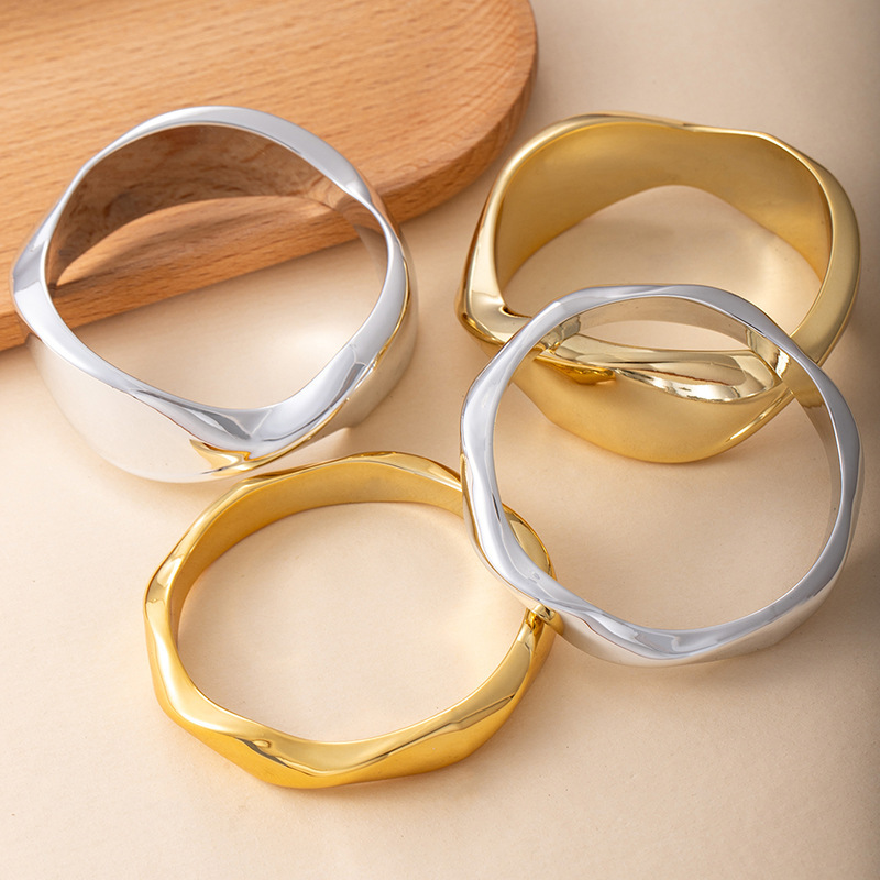 European And American-style Scenic Acrylic Bracelet