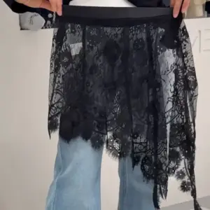 Irregular Lace Fly-Front A-Line Mini Skirt with Cutout