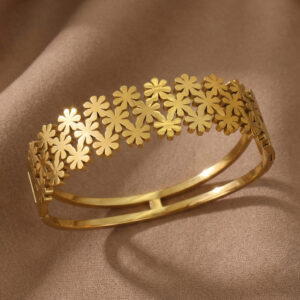 Adjustable Titanium Steel Bracelet for Women, Gold Daisy