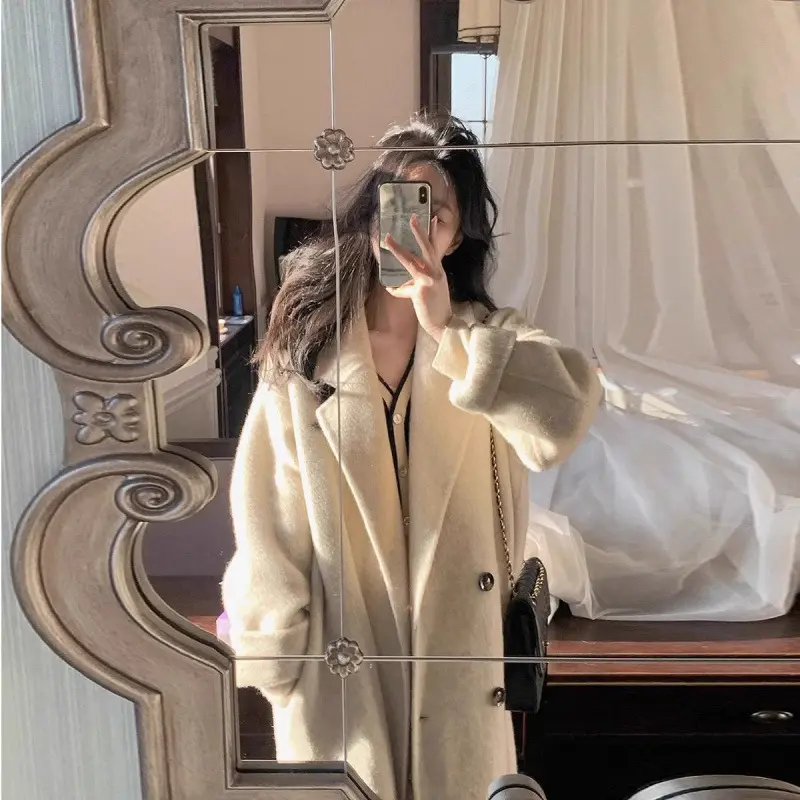 Slimming Mid-Length Wool Coat with Faux Fur Collar Slimming Mid-Length Wool Coat with Faux Fur Collar