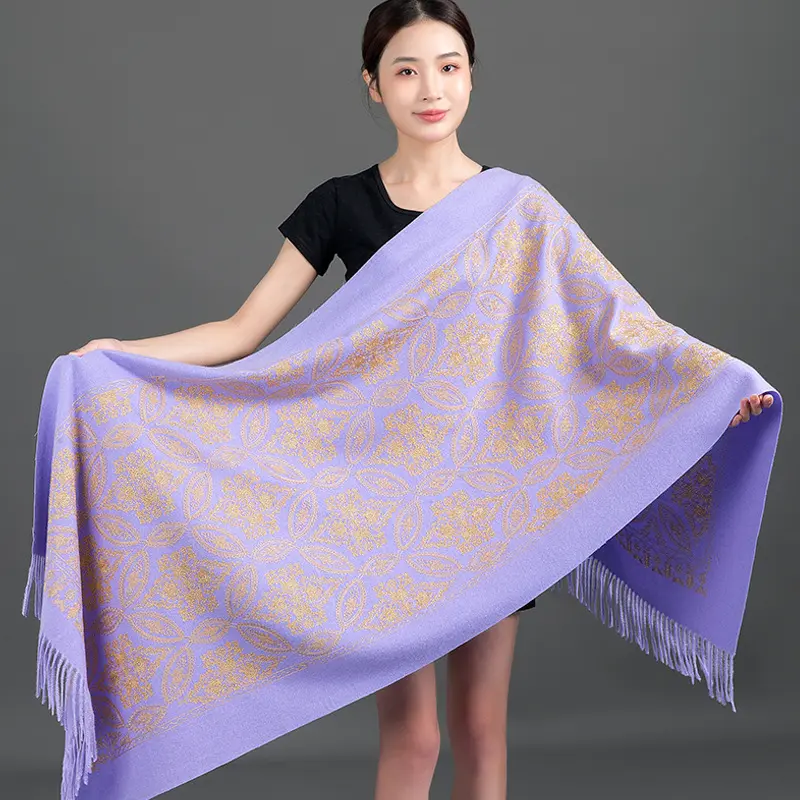 Warmth-Keeping Cashmere Scarf with Golden Silk Lily Embroidery