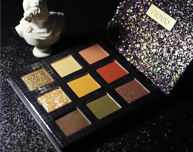 Buildable 9-Pan Eyeshadow Palette with Multiple Shades