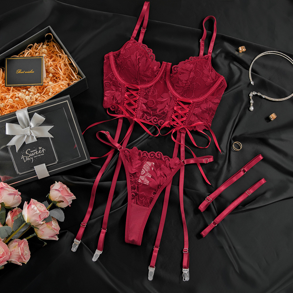 Women's Red Lace Lingerie Set Women's Red Lace Lingerie Set
