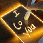 99976ad5-28a2-4b16-bb56-e5d69c2fc698.jpg Warm LED USB Acrylic Message Board Night Light with Pen