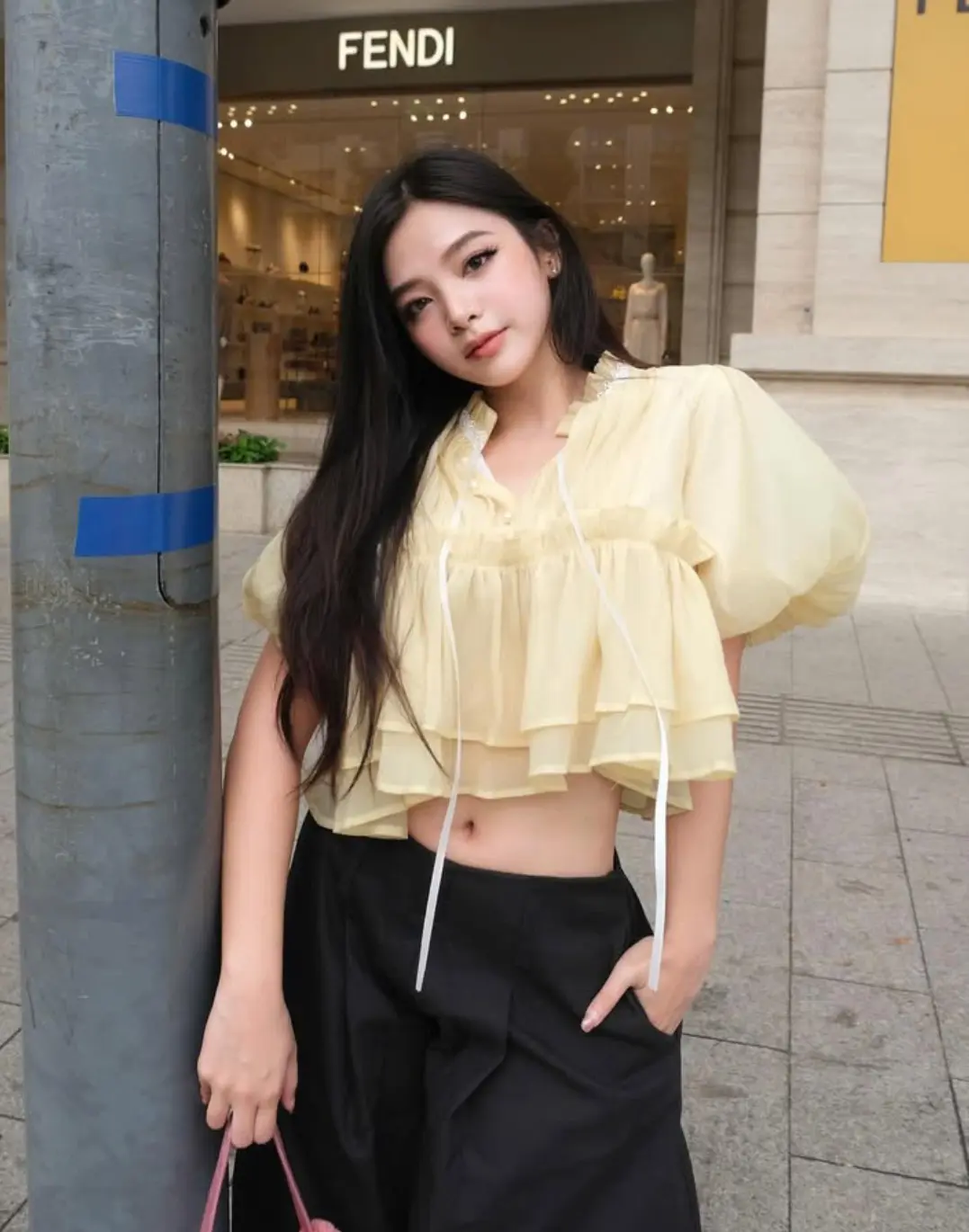 Elegant Stand-Up Collar Blouse with Lace-Up Puff Sleeves