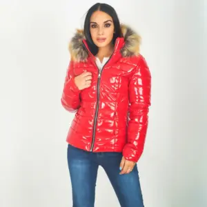Warmth-Boosting Cropped Puffer Coat for Women With Faux Fur Collar