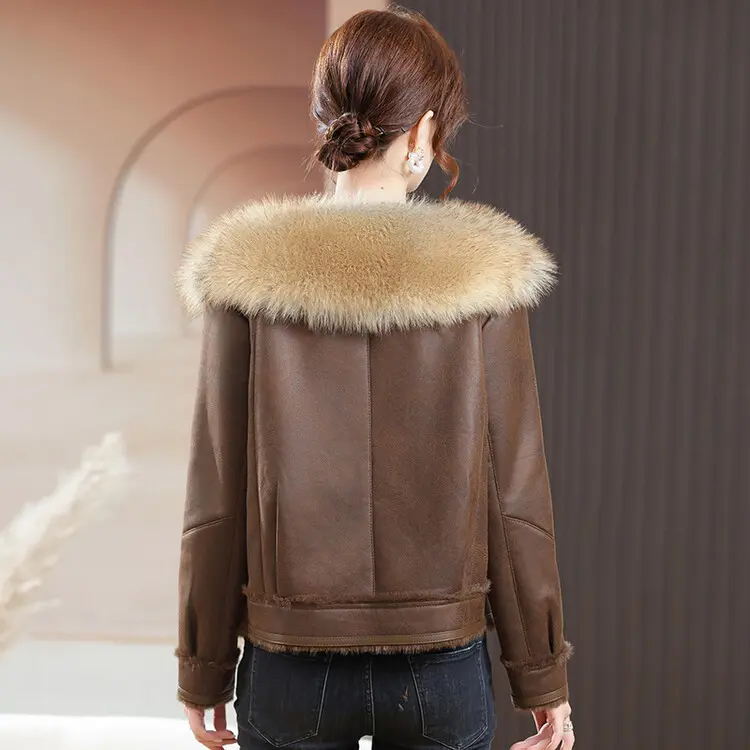 Plus Size Women’s Winter PU Leather Coat with Casual Fit