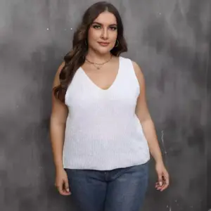 Loose-Fit V-Neck Sleeveless Knitted Base Sweater Top for Women