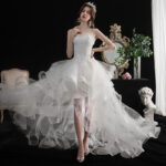 a1b553b9-10fe-49f9-9350-ebe417f8988a.jpg Short Front And Back Length Small Trailing Wedding Dress