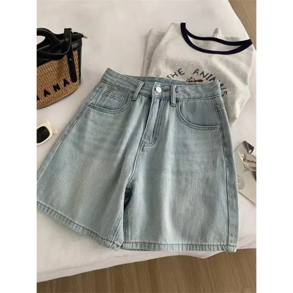 High-Waist Bow-Embroidered Blue Denim Shorts with Pockets