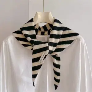 Triangle Scarf For Women Versatile, Warm, And Stylishperfect For Any Look