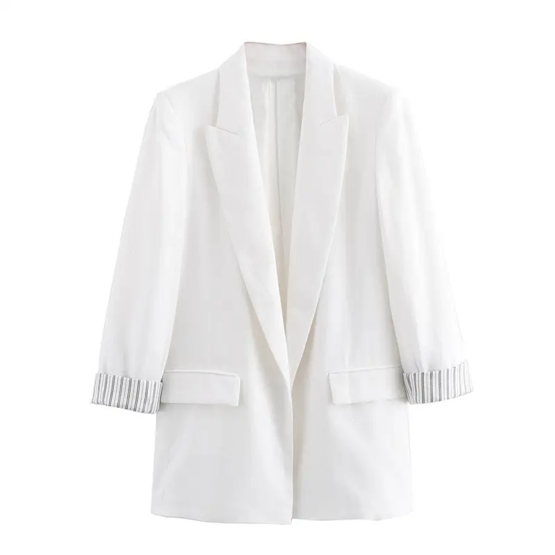 Polished Women’s Lapel Collar Blazer with Cuffed Sleeves