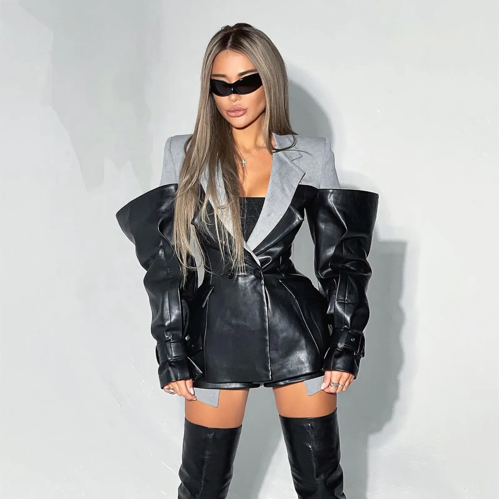 Tailored Women’s Leather Stitching Suit Jacket for Winter Tailored Women’s Leather Stitching Suit Jacket for Winter