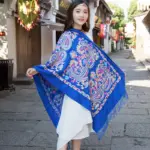Warmth-Boosting Embroidered Cashmere Scarf, Great Wall Pattern