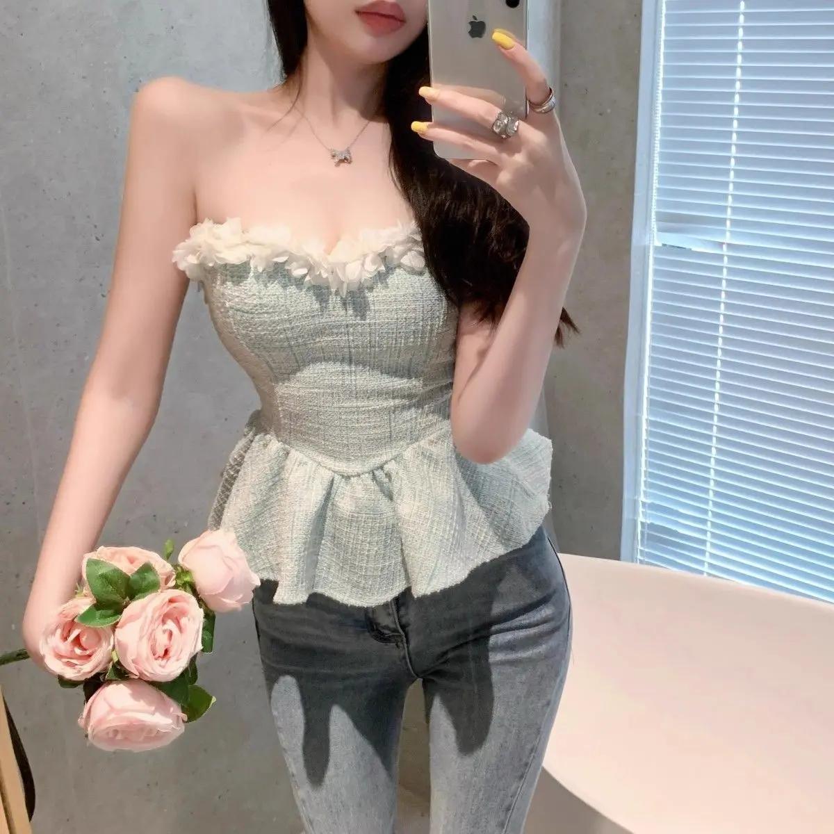 Chic Lace-Trim Strapless Short Top with 3 D Detail Chic Lace-Trim Strapless Short Top with 3 D Detail