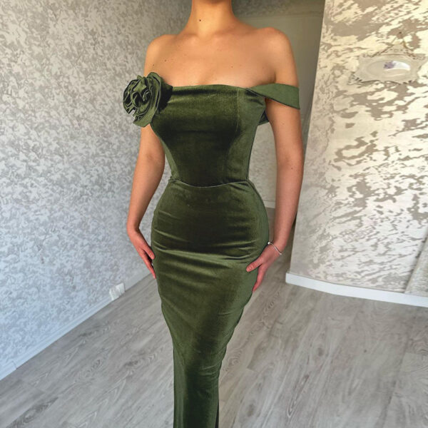 Slim-fit Velvet Flower Off-shoulder Dress Women Slim-fit Velvet Flower Off-shoulder Dress Women