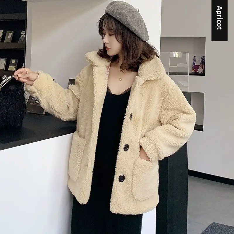 Warm Lambswool Short Coat for Women - Ultra-Short 40 cm