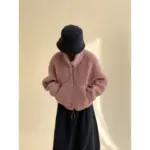 cccd7f33-0e30-4c37-9ac0-8667ef5b2a14.webp Warm Half Zip Stand Collar Sweatshirt for Women - Thick