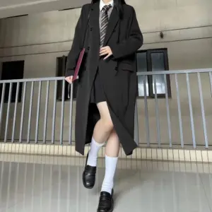 Tailored Long Women’s Trench Coat in Black - Spring/Fall