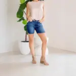 d2bd2312-6c76-47ea-ac26-33afaa35a969.webp Everyday Comfort Cotton Denim Shorts with Mid-Rise Waist