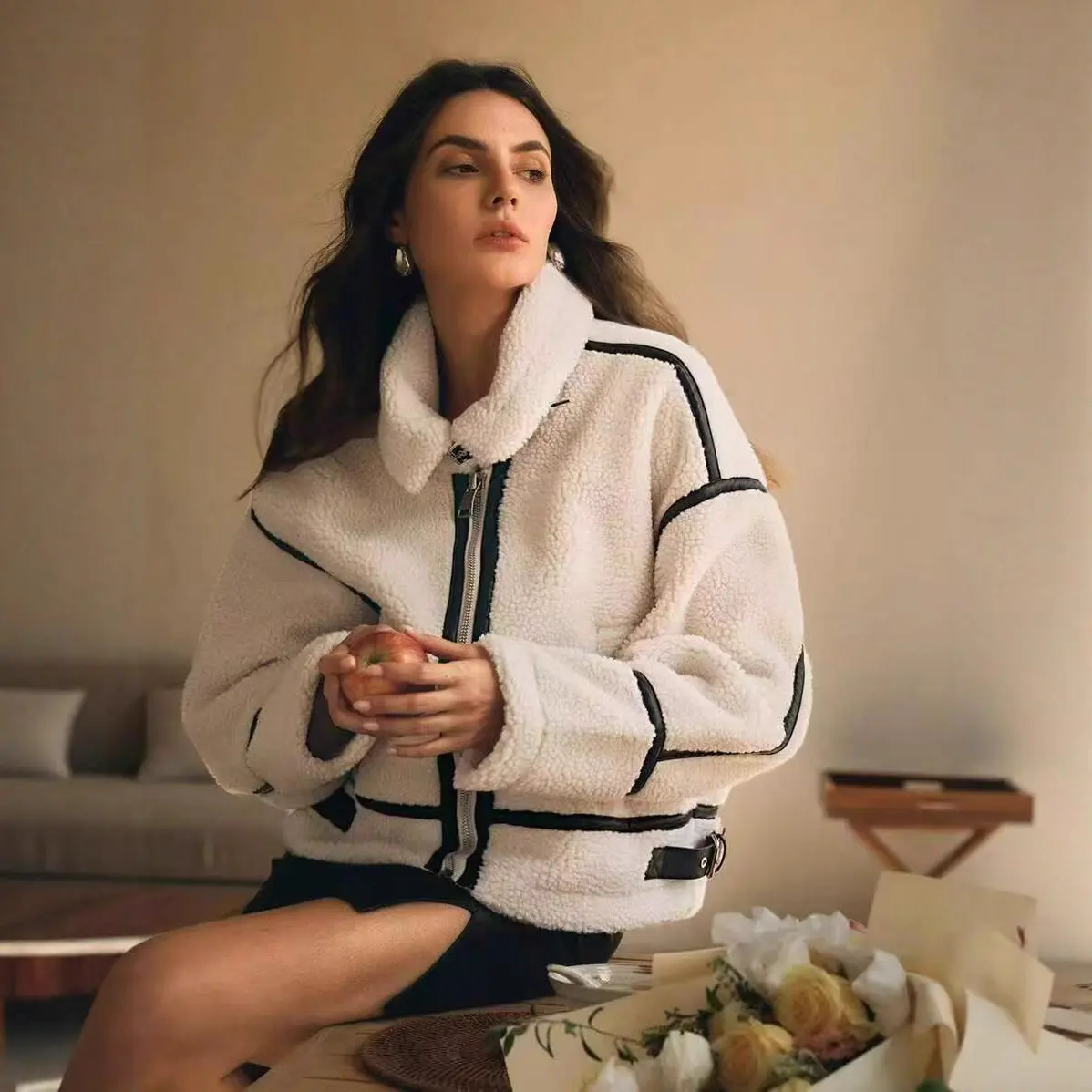 Women’s Thickened Lamb-Mohair Biker Jacket with Fur Collar Women’s Thickened Lamb-Mohair Biker Jacket with Fur Collar