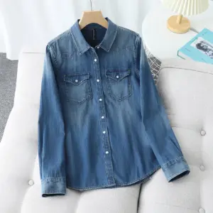 Retro Soft Denim Double-pocket Shirt With Distressed Design