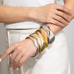 European And American-style Scenic Acrylic Bracelet