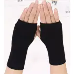 defe2b47-db9a-4ae9-8cca-2447bc66b902.webp Lightweight Cotton Half-Finger Sports Gloves for Active Comfort
